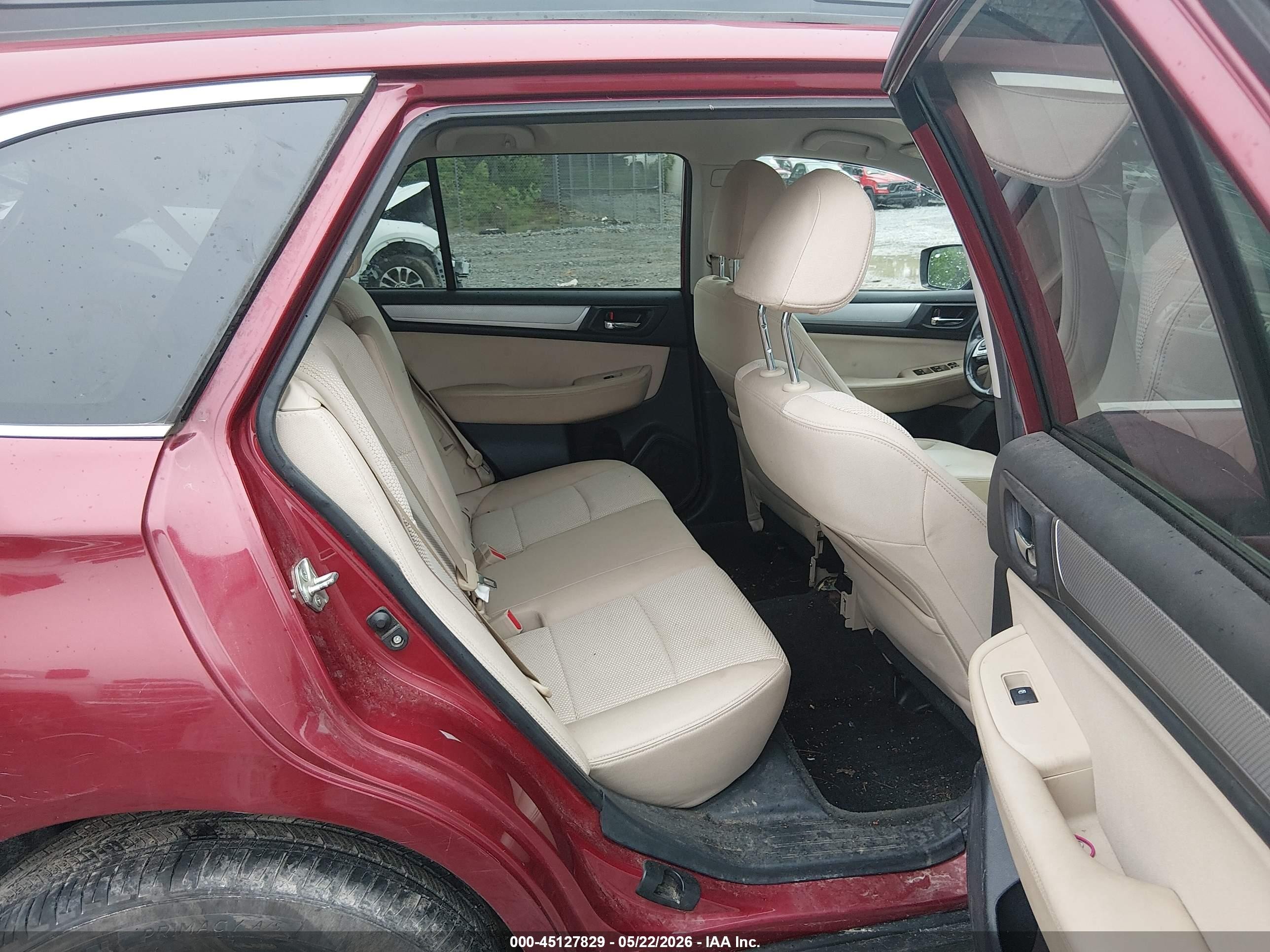 2015 Subaru Outback 2.5i Premium Red vin: 4S4BSBFC8F3231280