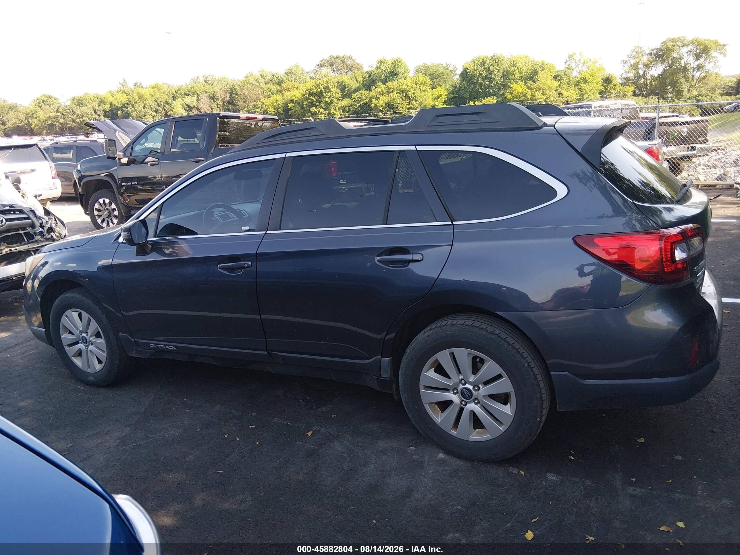 2015 Subaru Outback 2.5i Premium Gray vin: 4S4BSBFC8F3235149