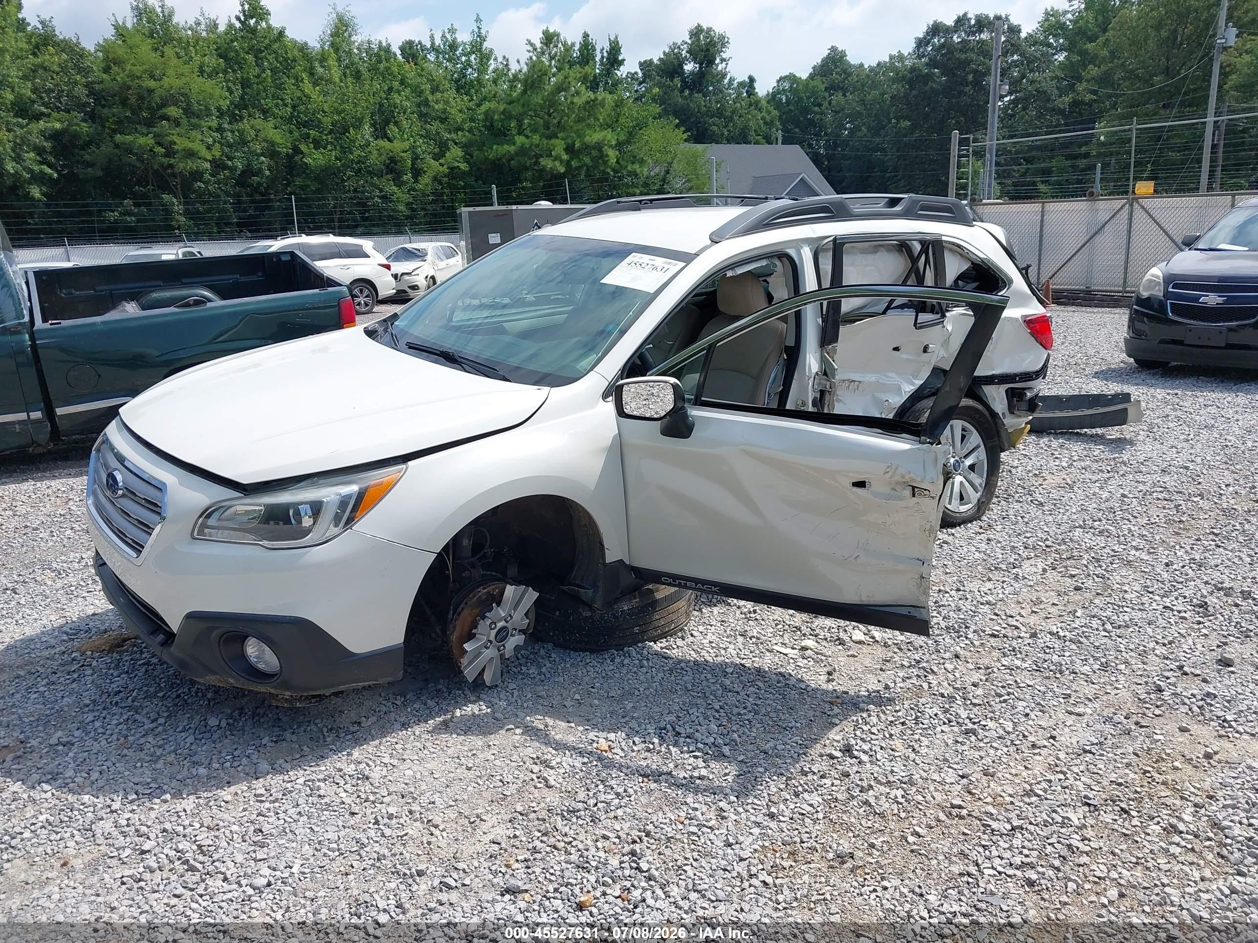 2015 Subaru Outback 2.5i Premium White vin: 4S4BSBFC9F3262750