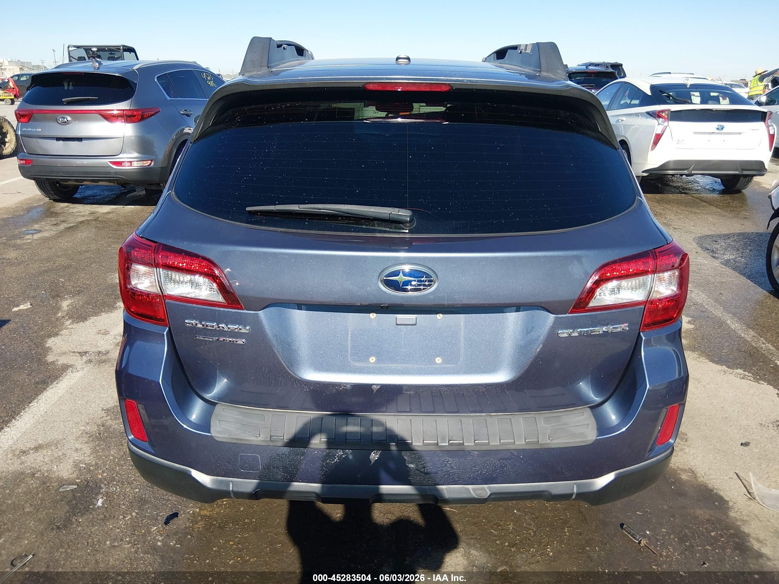 2015 Subaru Outback 2.5i Premium Blue vin: 4S4BSBFC9F3320128
