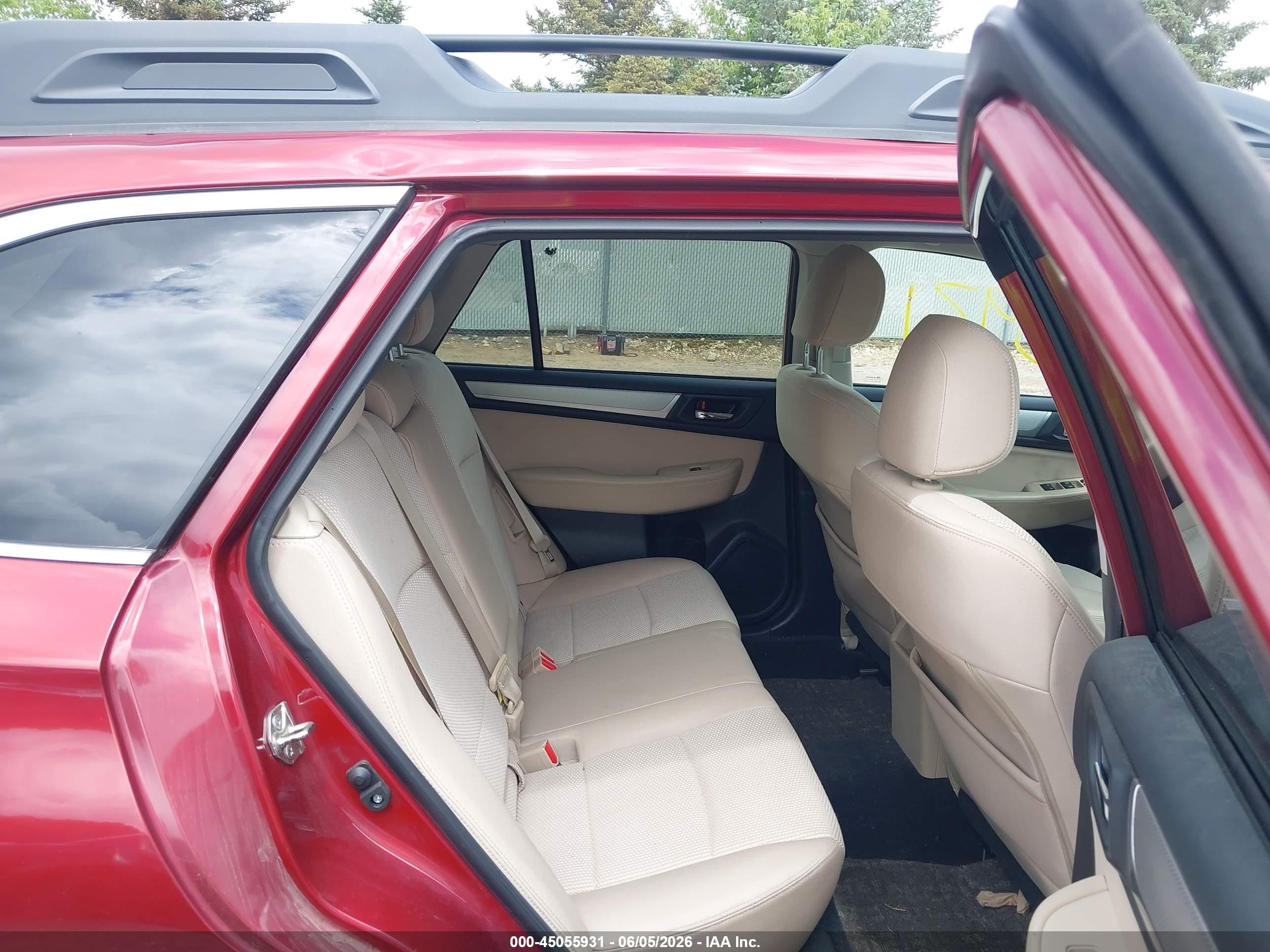 2015 Subaru Outback 2.5i Premium Красный vin: 4S4BSBHC0F3231917