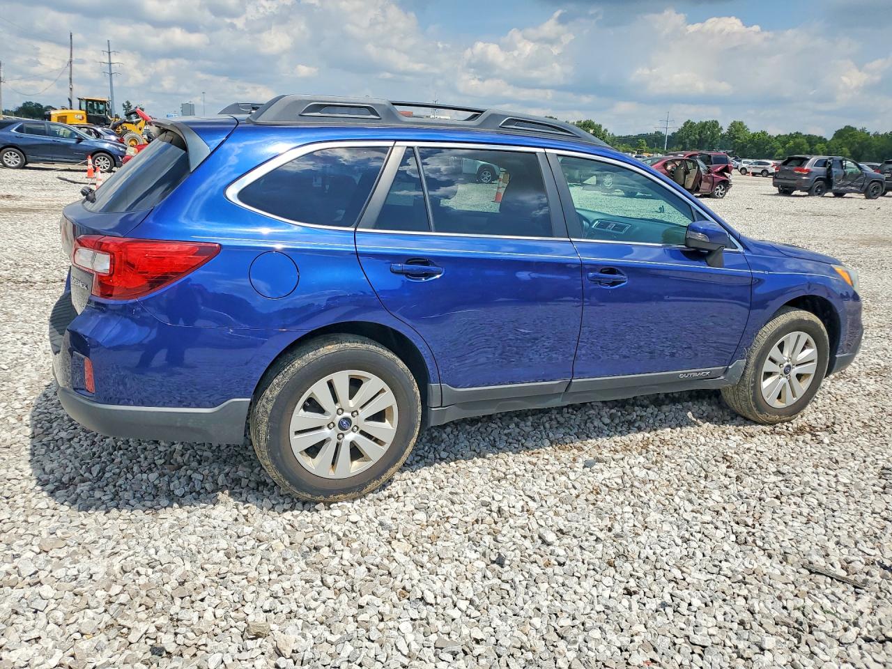 2015 Subaru Outback 2.5i Premium Blue vin: 4S4BSBHC1F3292628