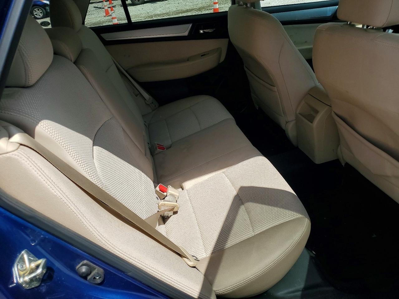 2015 Subaru Outback 2.5i Premium Blue vin: 4S4BSBHC1F3292628
