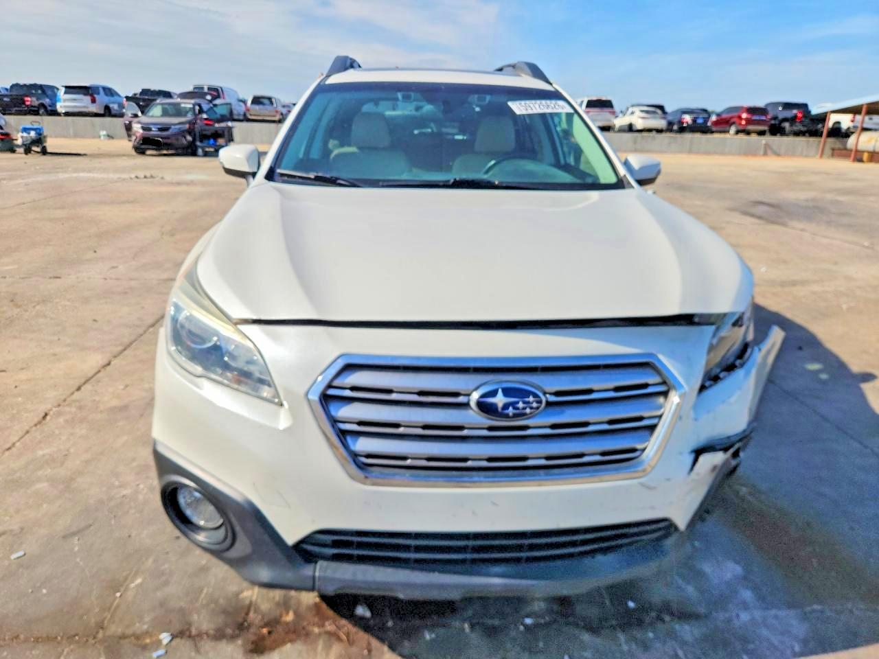 2015 Subaru Outback 2.5i Premium White vin: 4S4BSBHC1F3302574
