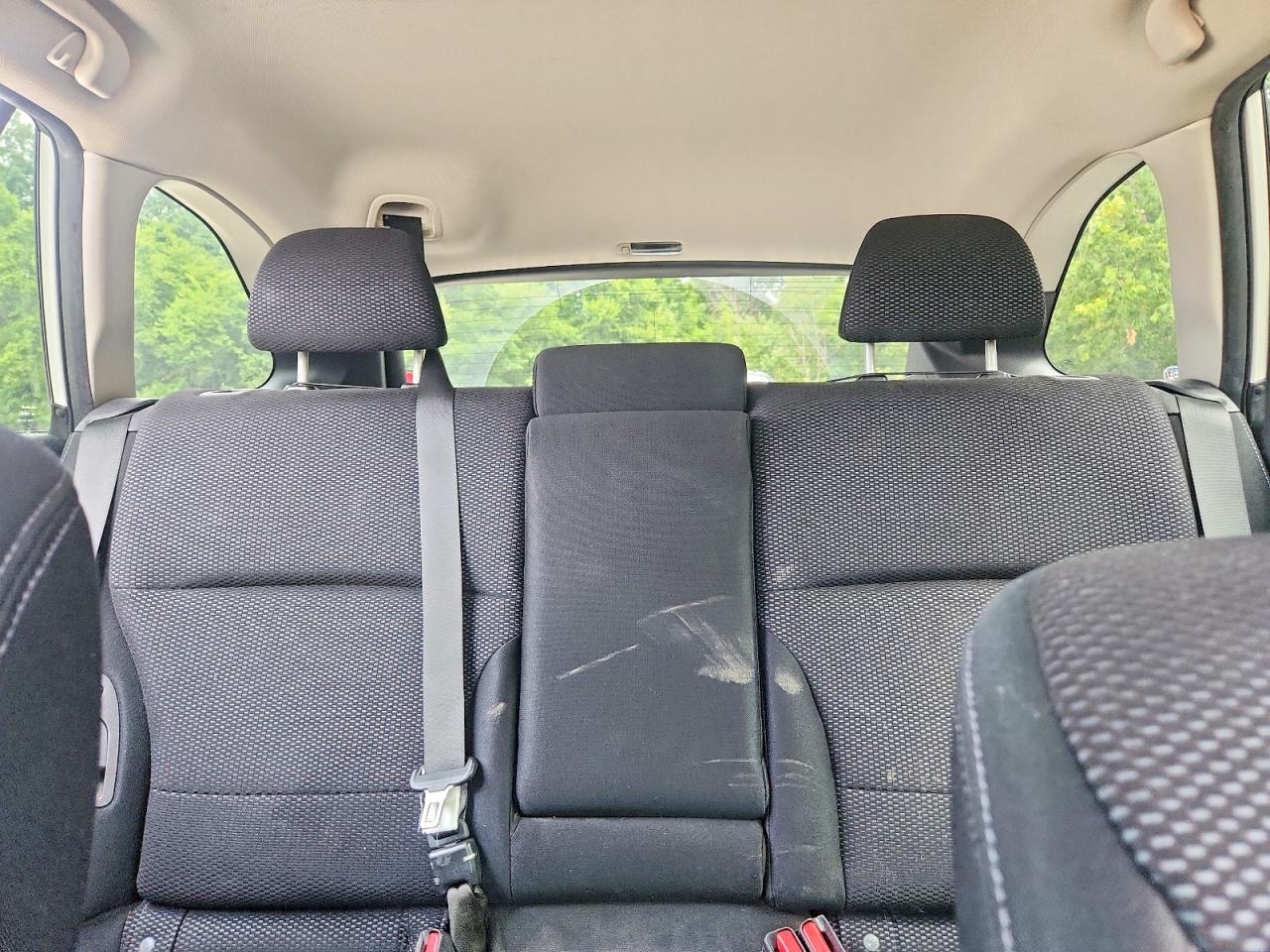 2015 Subaru Outback 2.5i Premium Белый vin: 4S4BSBHC1F3326924