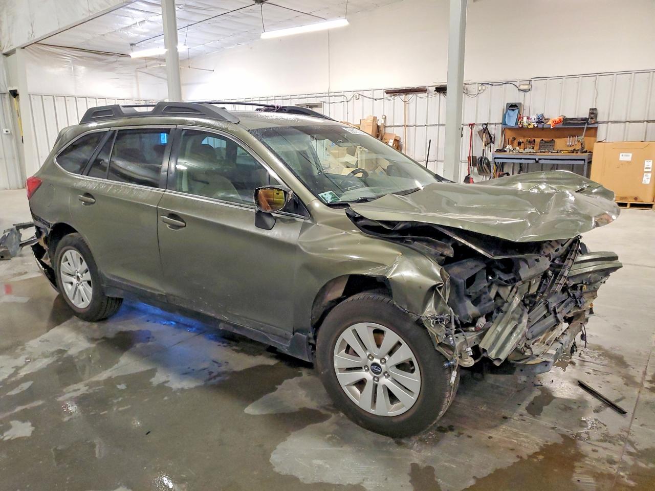 2015 Subaru Outback 2.5i Premium Green vin: 4S4BSBHC3F3280559