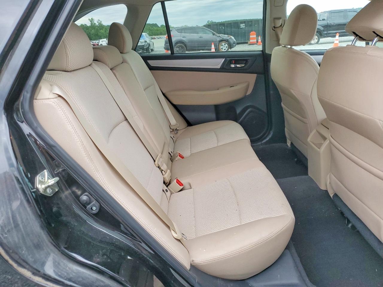 2015 Subaru Outback 2.5i Premium Черный vin: 4S4BSBHC6F3321878