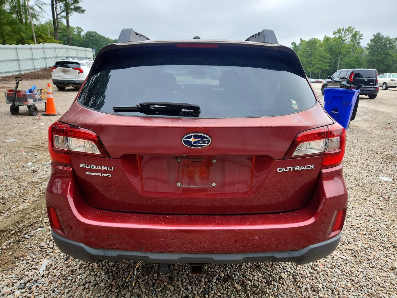 2015 Subaru Outback 2.5i Premium Red vin: 4S4BSBHC8F3346023