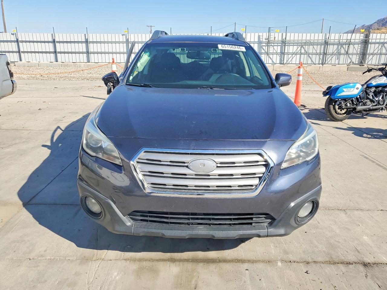 2016 Subaru Outback 2.5i Premium Gray vin: 4S4BSBHC8G3206183