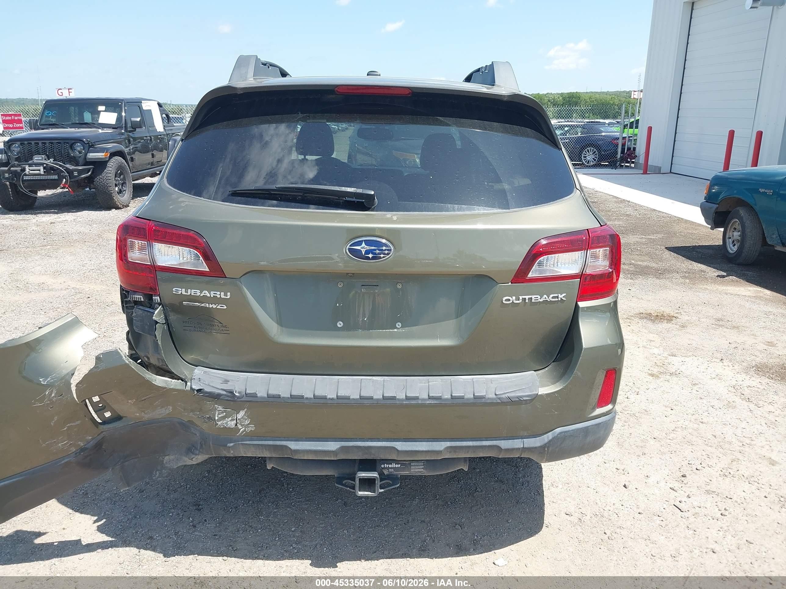 2015 Subaru Outback 2.5i Limited Gray vin: 4S4BSBJC0F3213296