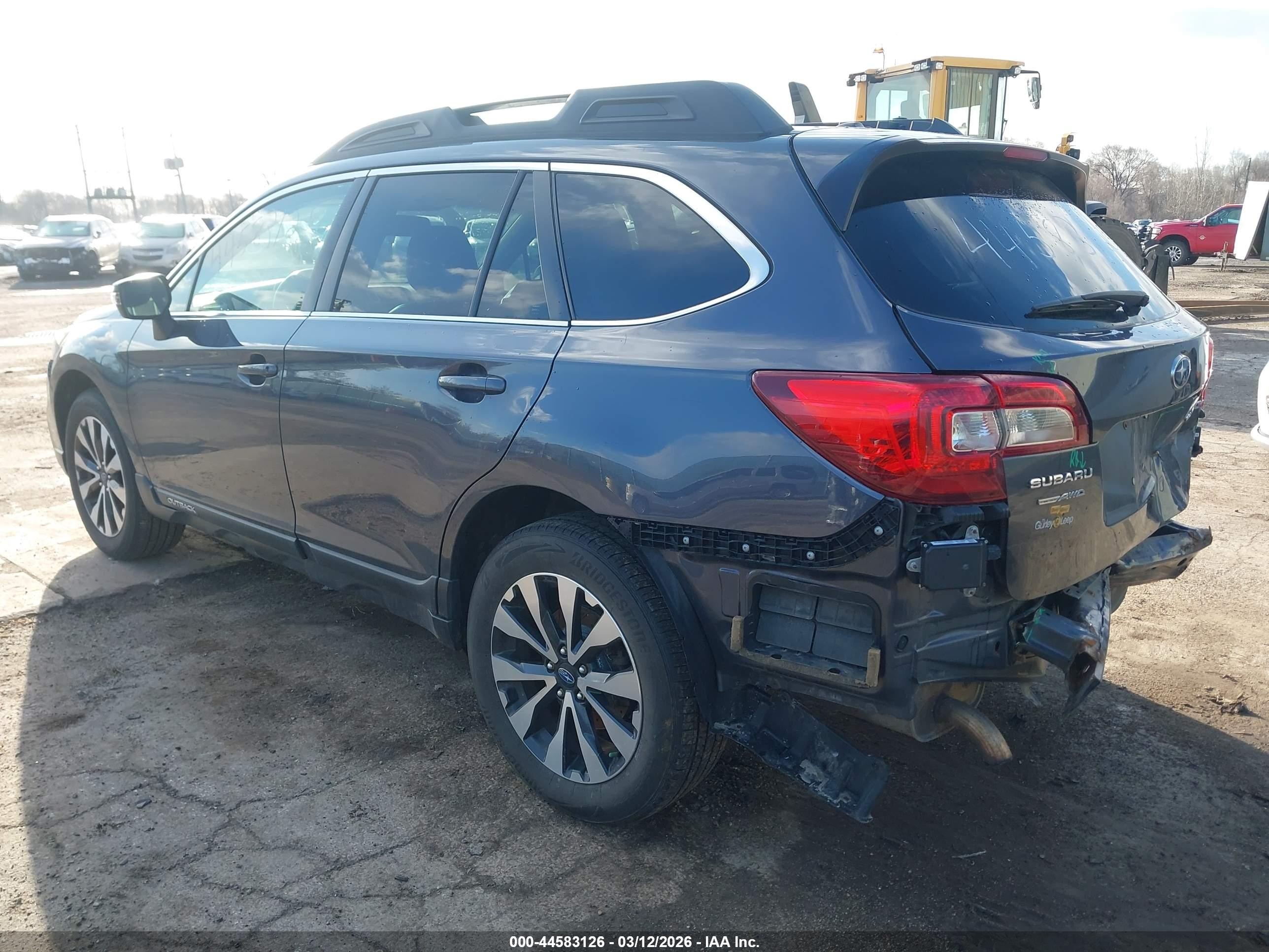 2015 Subaru Outback 2.5i Limited Blue vin: 4S4BSBJC5F3215545