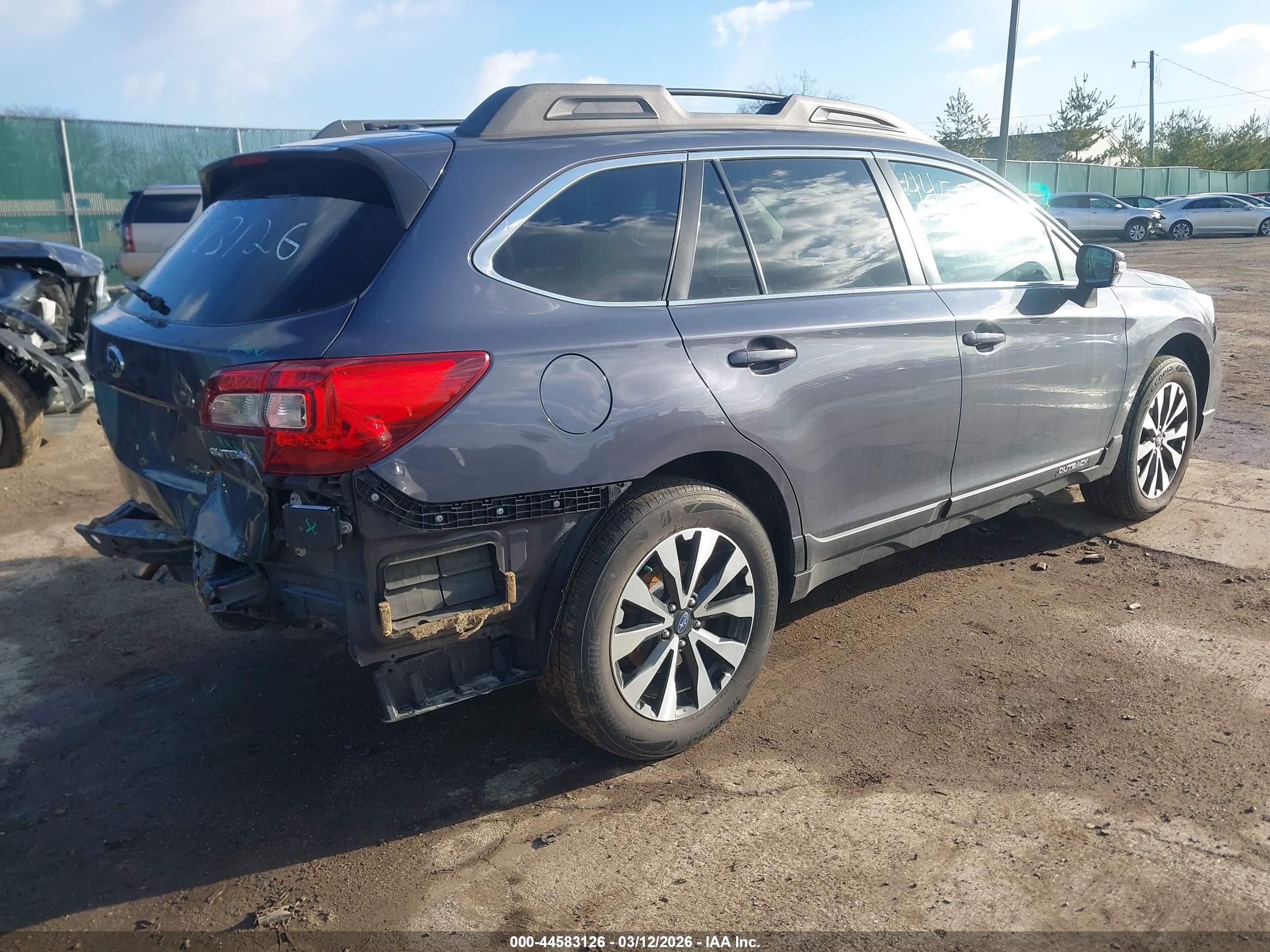 2015 Subaru Outback 2.5i Limited Blue vin: 4S4BSBJC5F3215545