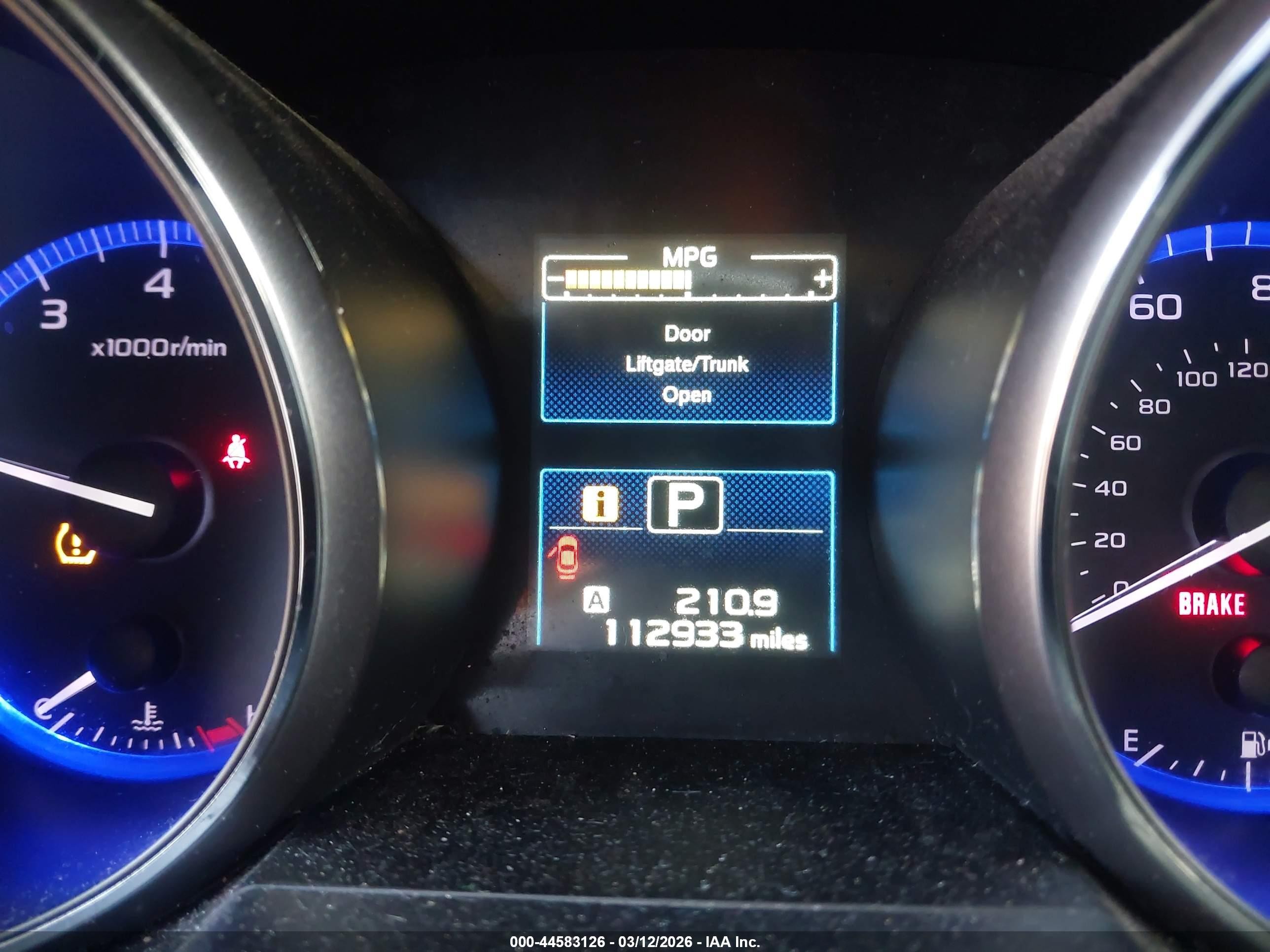 2015 Subaru Outback 2.5i Limited Blue vin: 4S4BSBJC5F3215545
