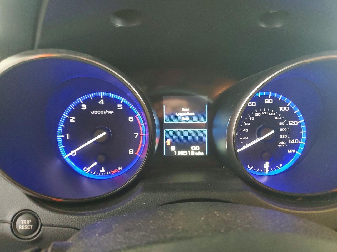 2015 Subaru Outback 2.5i Limited Белый vin: 4S4BSBJC6F3221077