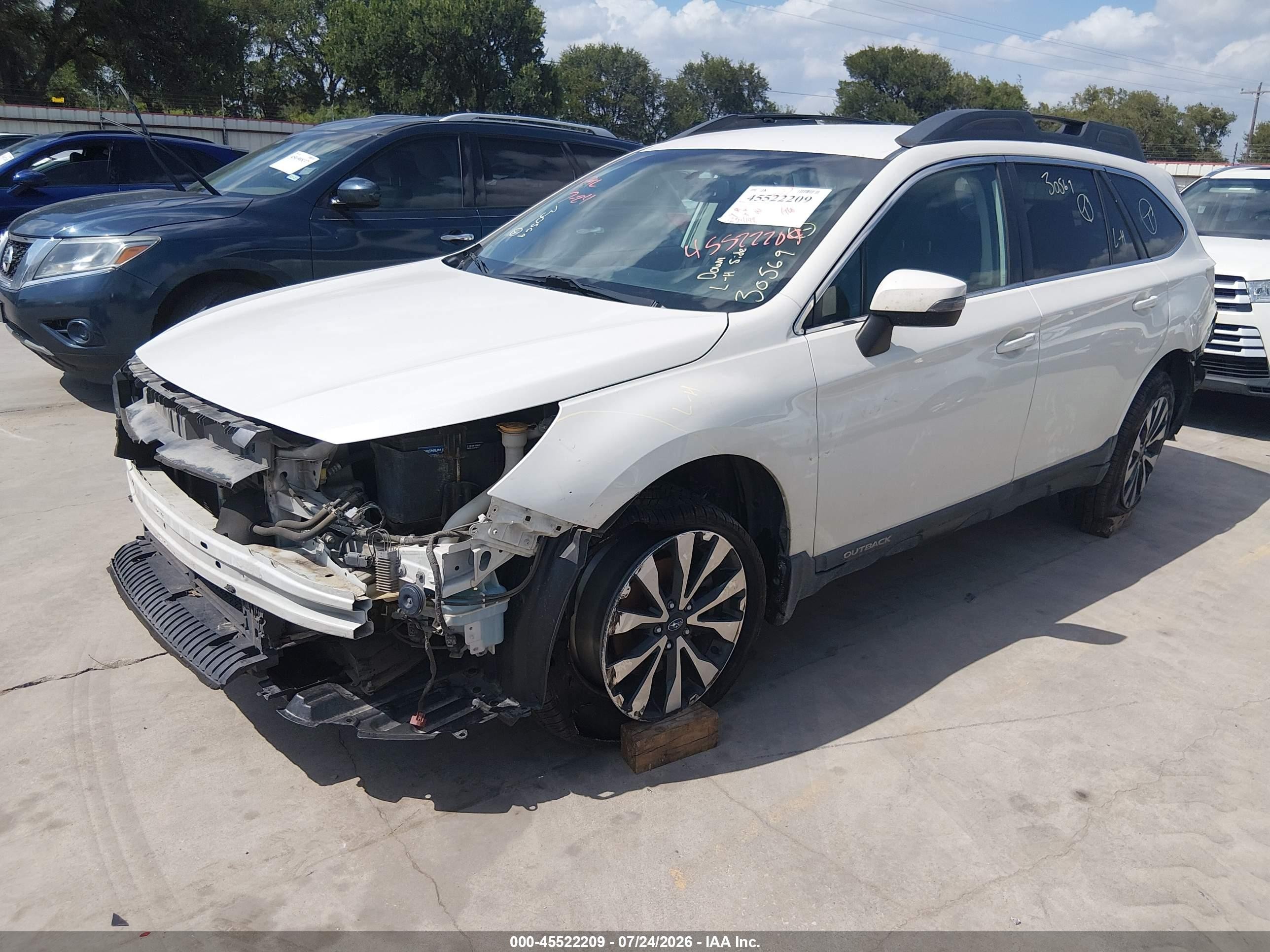 2015 Subaru Outback 2.5i Limited White vin: 4S4BSBJC6F3240924