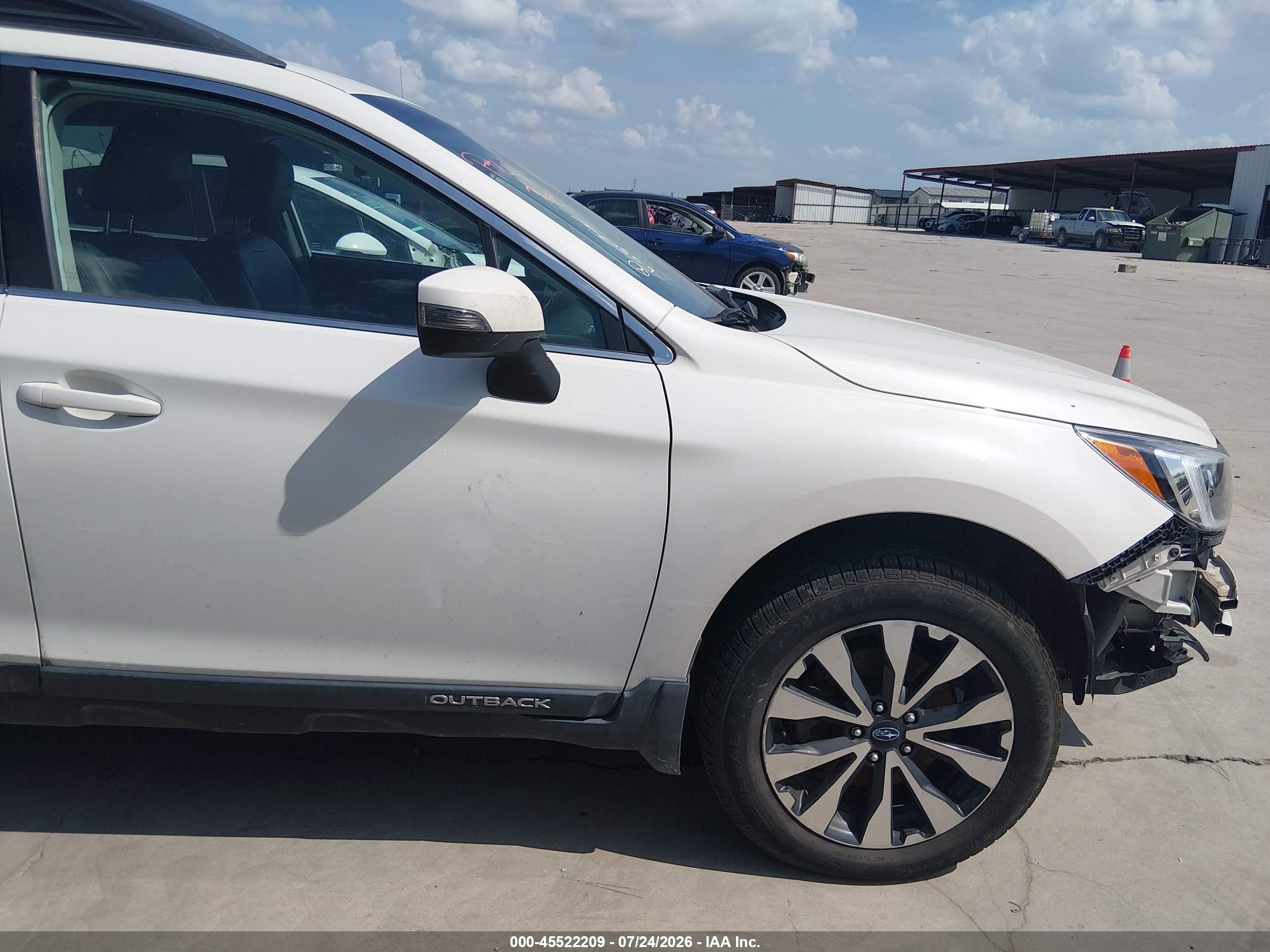 2015 Subaru Outback 2.5i Limited White vin: 4S4BSBJC6F3240924