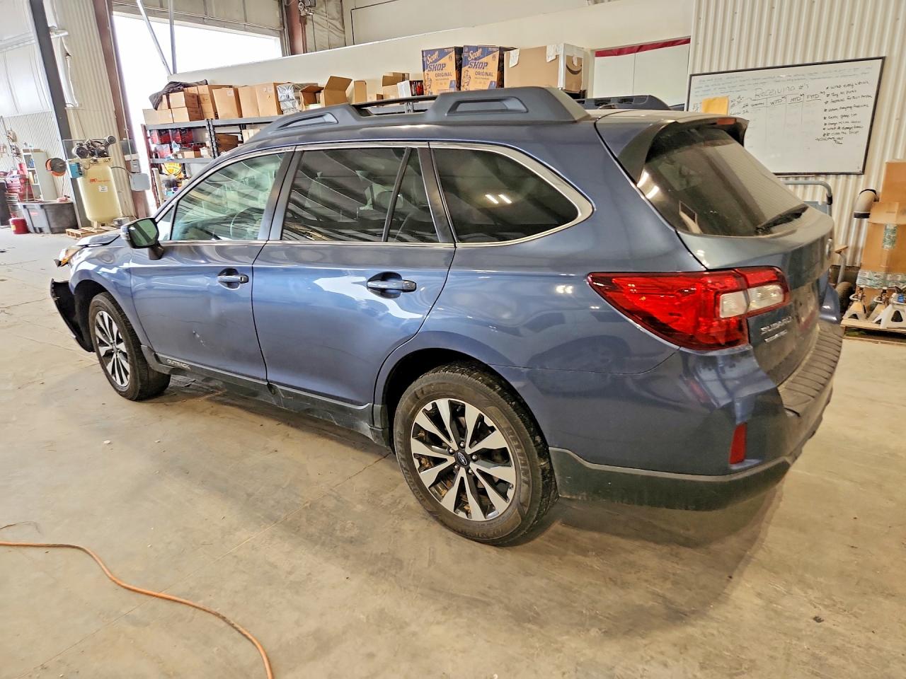 2015 Subaru Outback Синий vin: 4S4BSBJC8F3272693