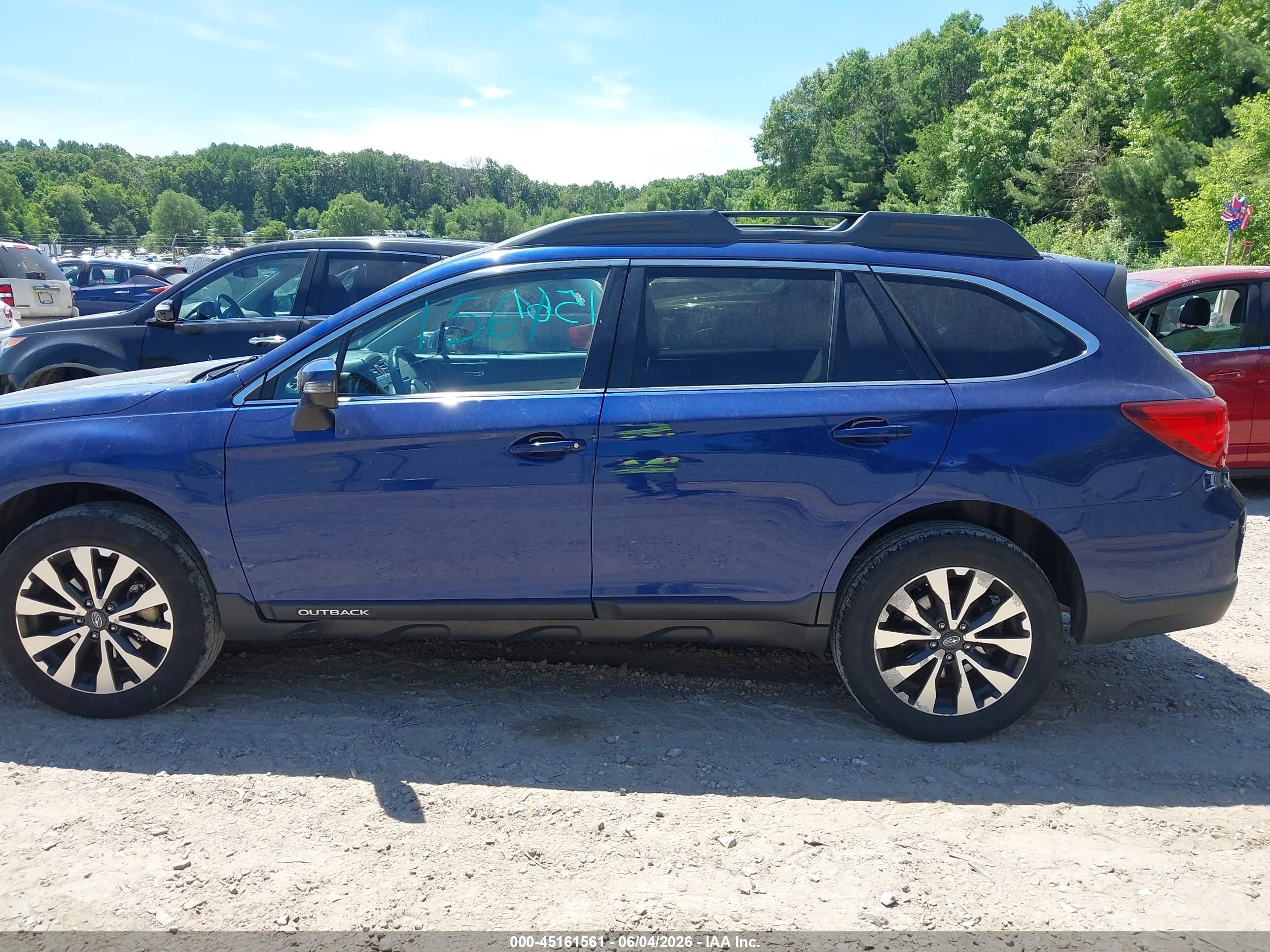 2015 Subaru Outback 2.5i Limited Blue vin: 4S4BSBJC8F3311444