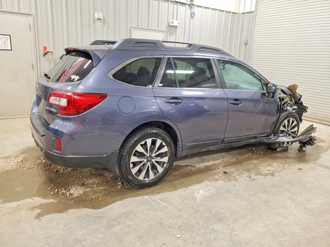 2015 Subaru Outback 2.5i Limited Gray vin: 4S4BSBJC8F3338871