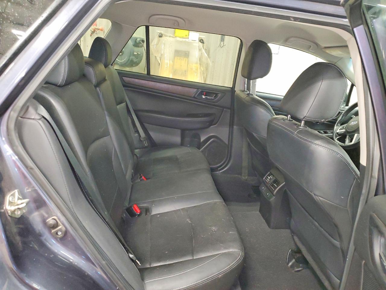 2015 Subaru Outback 2.5i Limited Gray vin: 4S4BSBJC8F3338871
