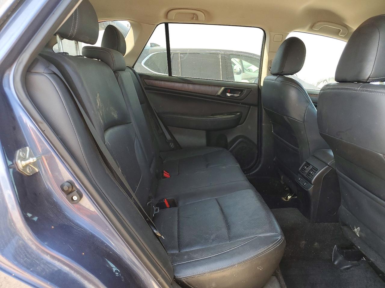 2015 Subaru Outback 2.5i Limited Синий vin: 4S4BSBJC9F3243364