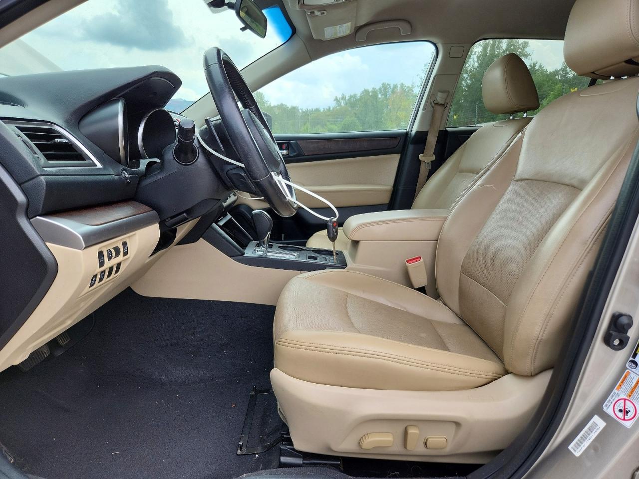 2016 Subaru Outback 2.5i Limited Золотой vin: 4S4BSBJCXG3346214