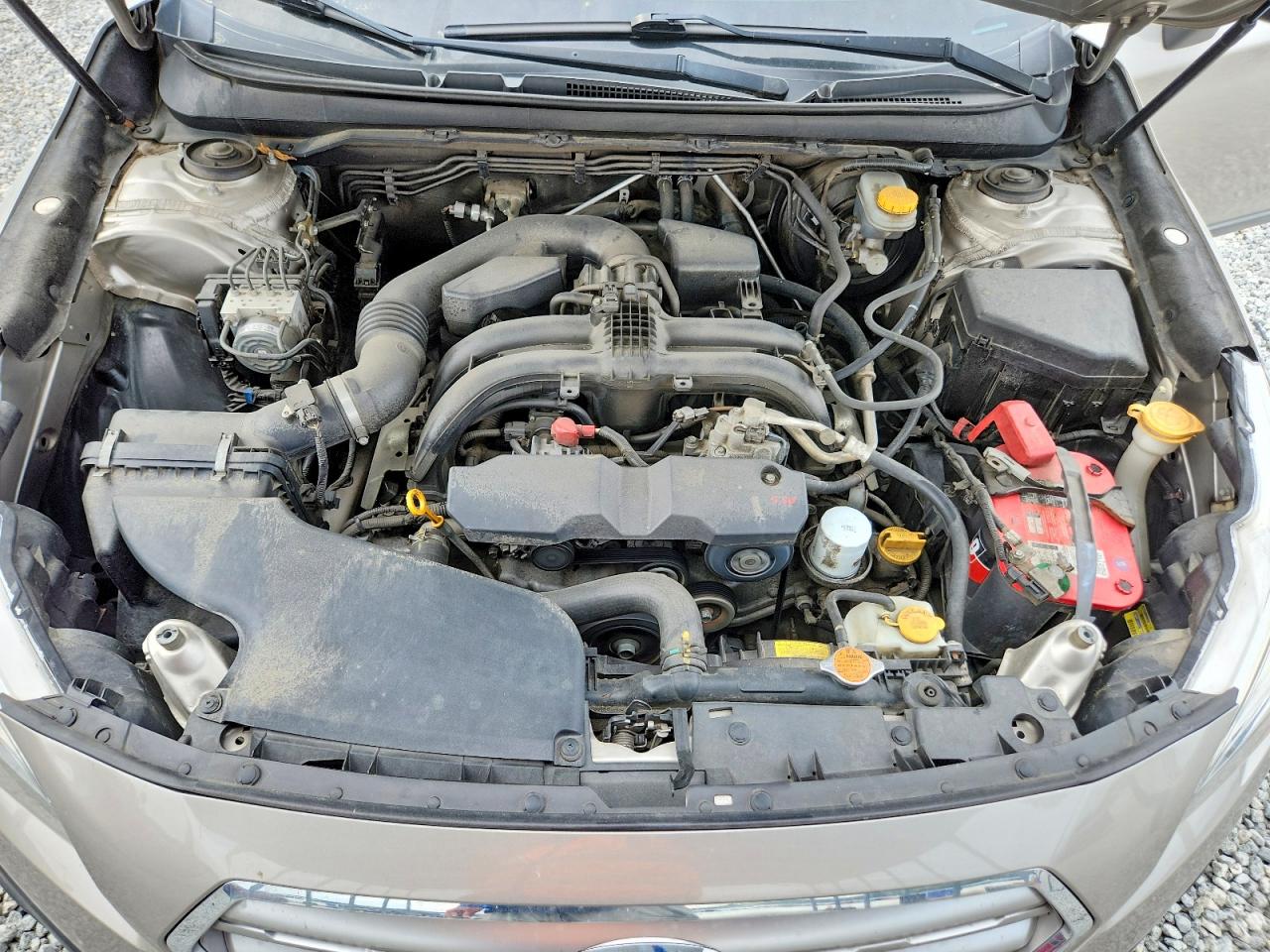 2016 Subaru Outback 2.5i Limited Золотой vin: 4S4BSBJCXG3346214