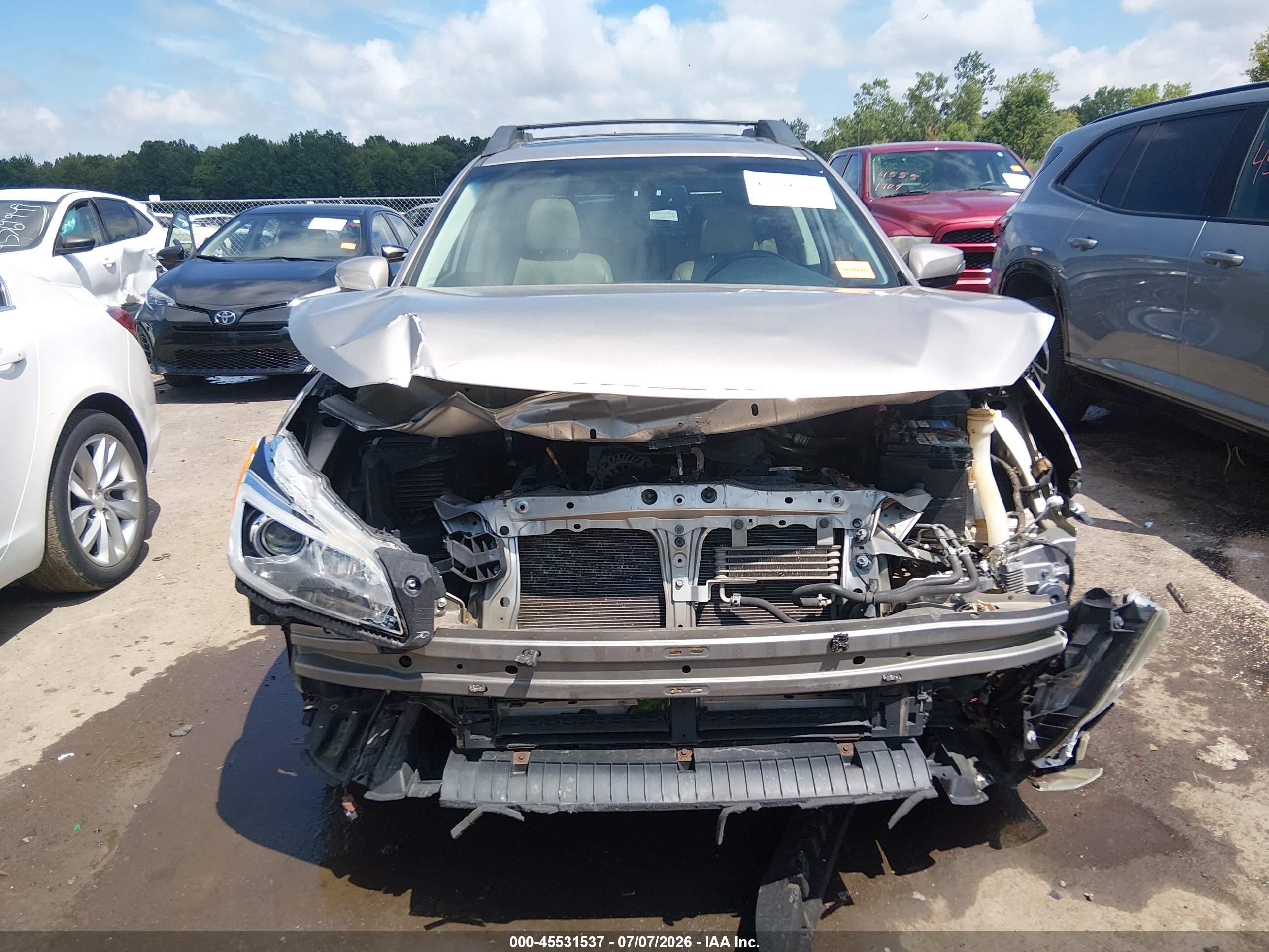 2015 Subaru Outback 2.5i Limited Silver vin: 4S4BSBLC0F3206796