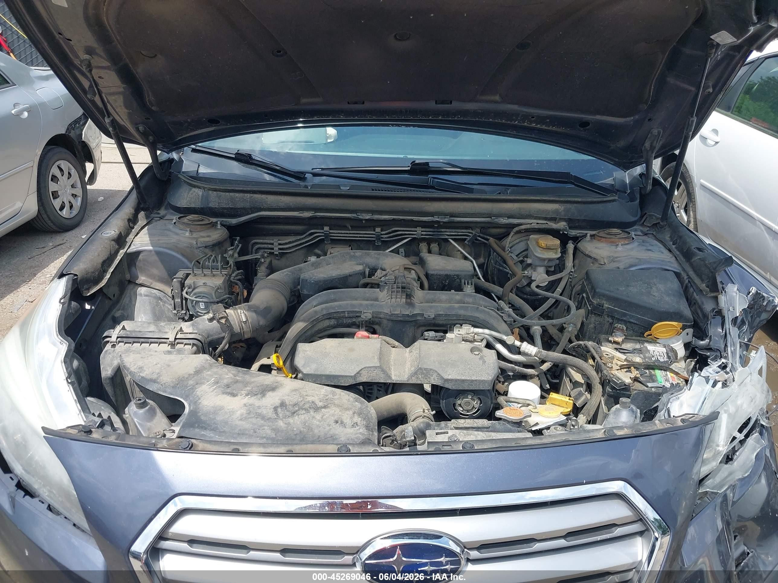 2015 Subaru Outback 2.5i Limited Gray vin: 4S4BSBLC1F3349319