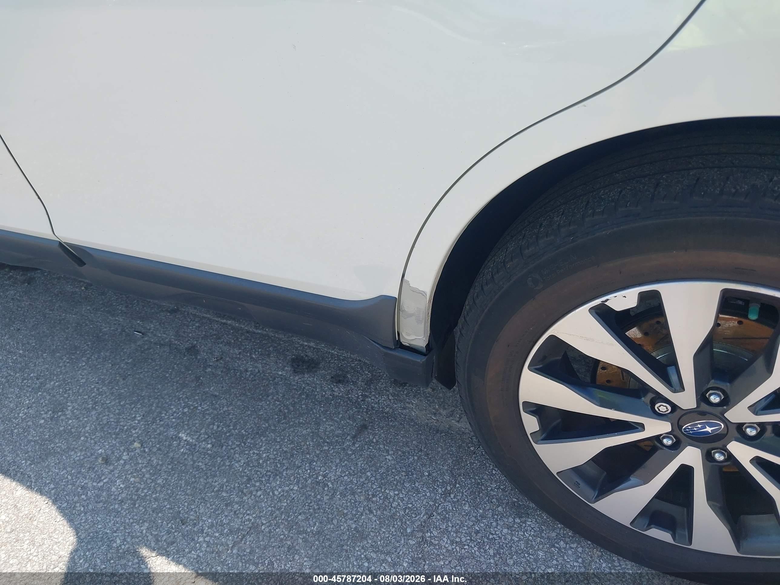 2015 Subaru Outback 2.5i Limited White vin: 4S4BSBLC3F3281038