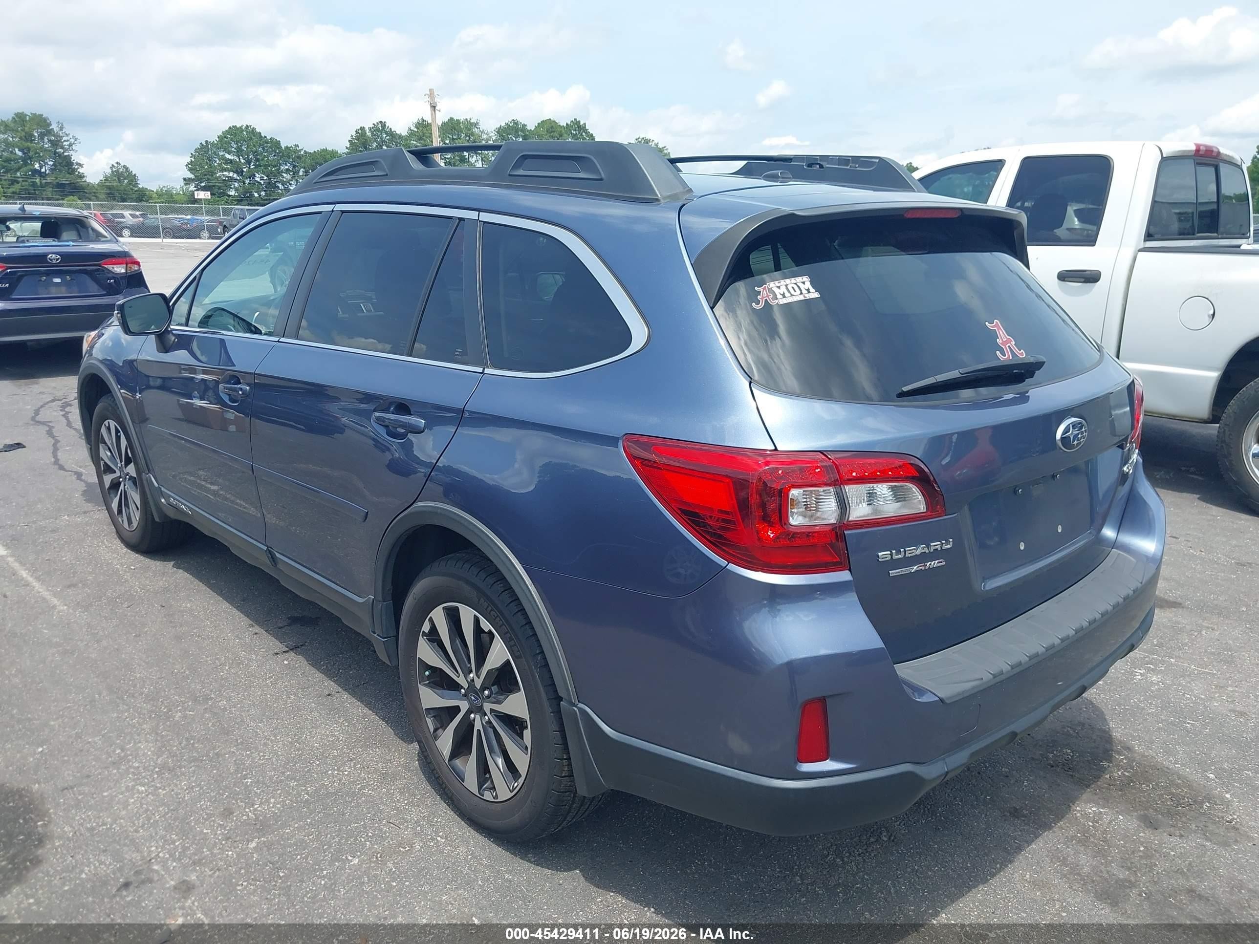 2015 Subaru Outback 2.5i Limited Dark Blue vin: 4S4BSBLC5F3319255