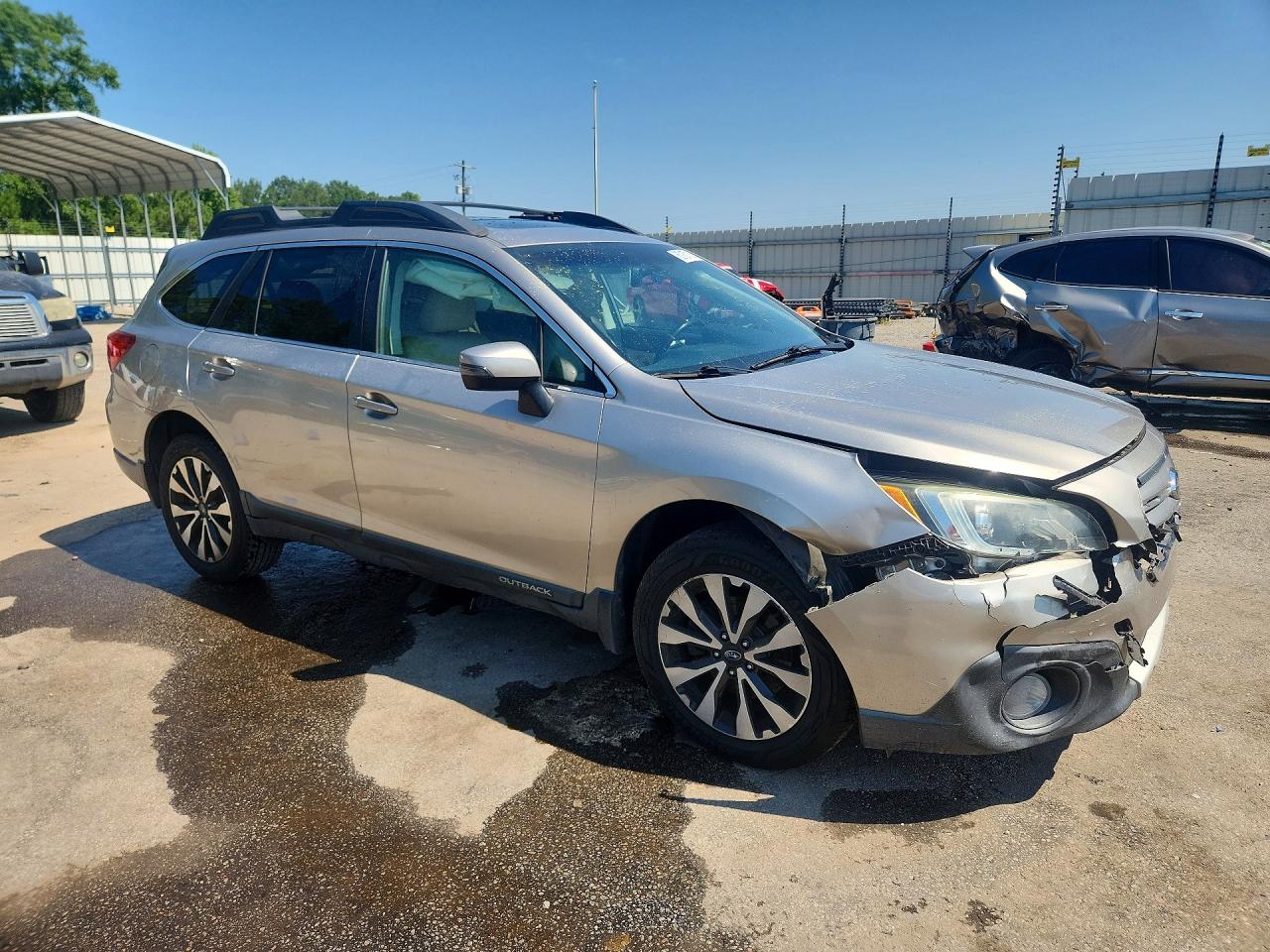2016 Subaru Outback 2.5i Limited Silver vin: 4S4BSBLC5G3253985