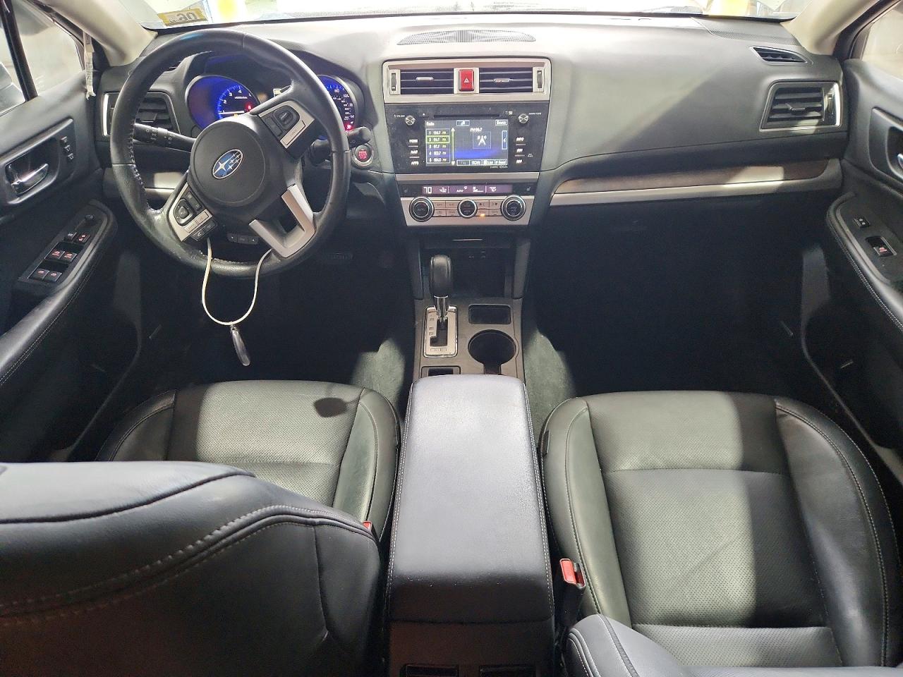 2015 Subaru Outback 2.5i Limited Silver vin: 4S4BSBLC7F3345999