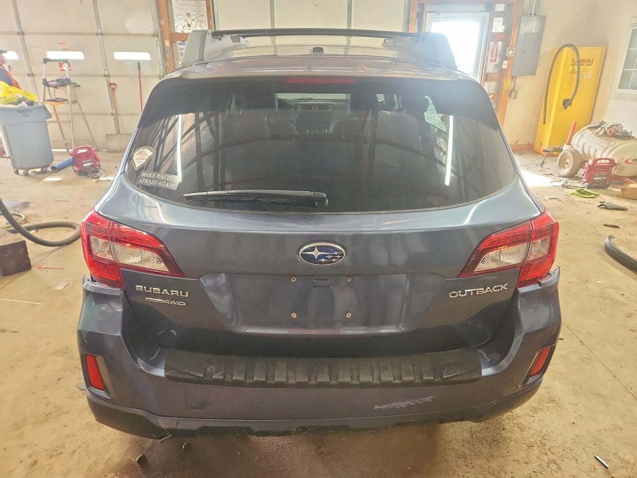 2015 Subaru Outback 2.5i Limited Blue vin: 4S4BSBLC7F3355139