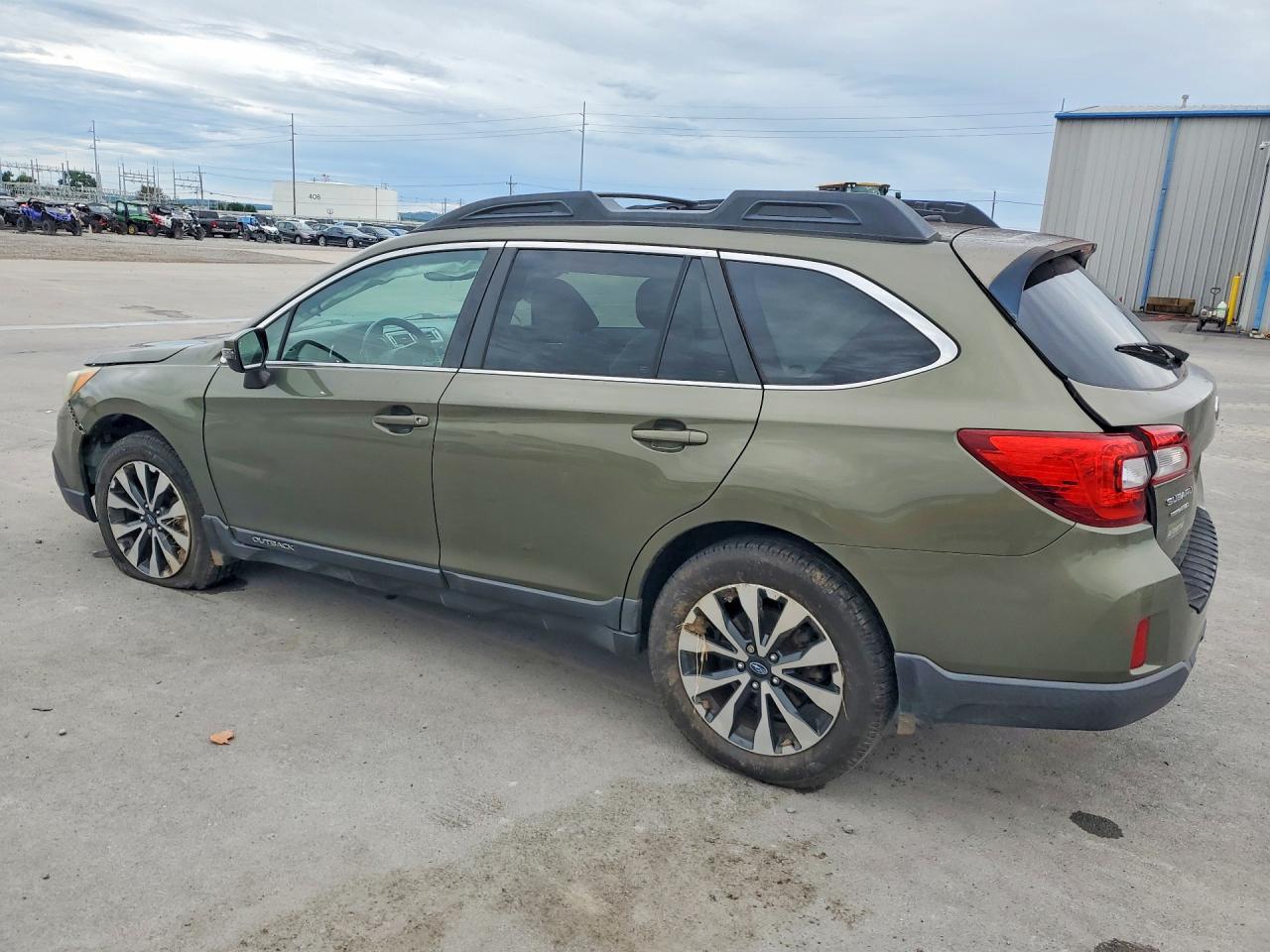 2015 Subaru Outback 2.5i Limited Tan vin: 4S4BSBLC8F3252781