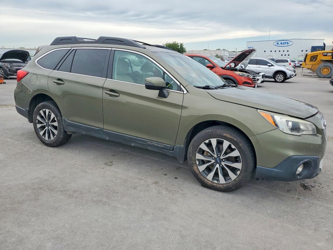 2015 Subaru Outback 2.5i Limited Tan vin: 4S4BSBLC8F3252781