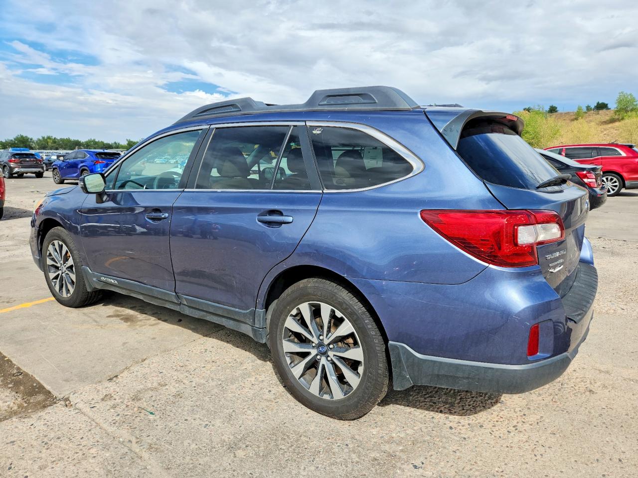 2015 Subaru Outback 2.5i Limited Blue vin: 4S4BSBLC8F3257317