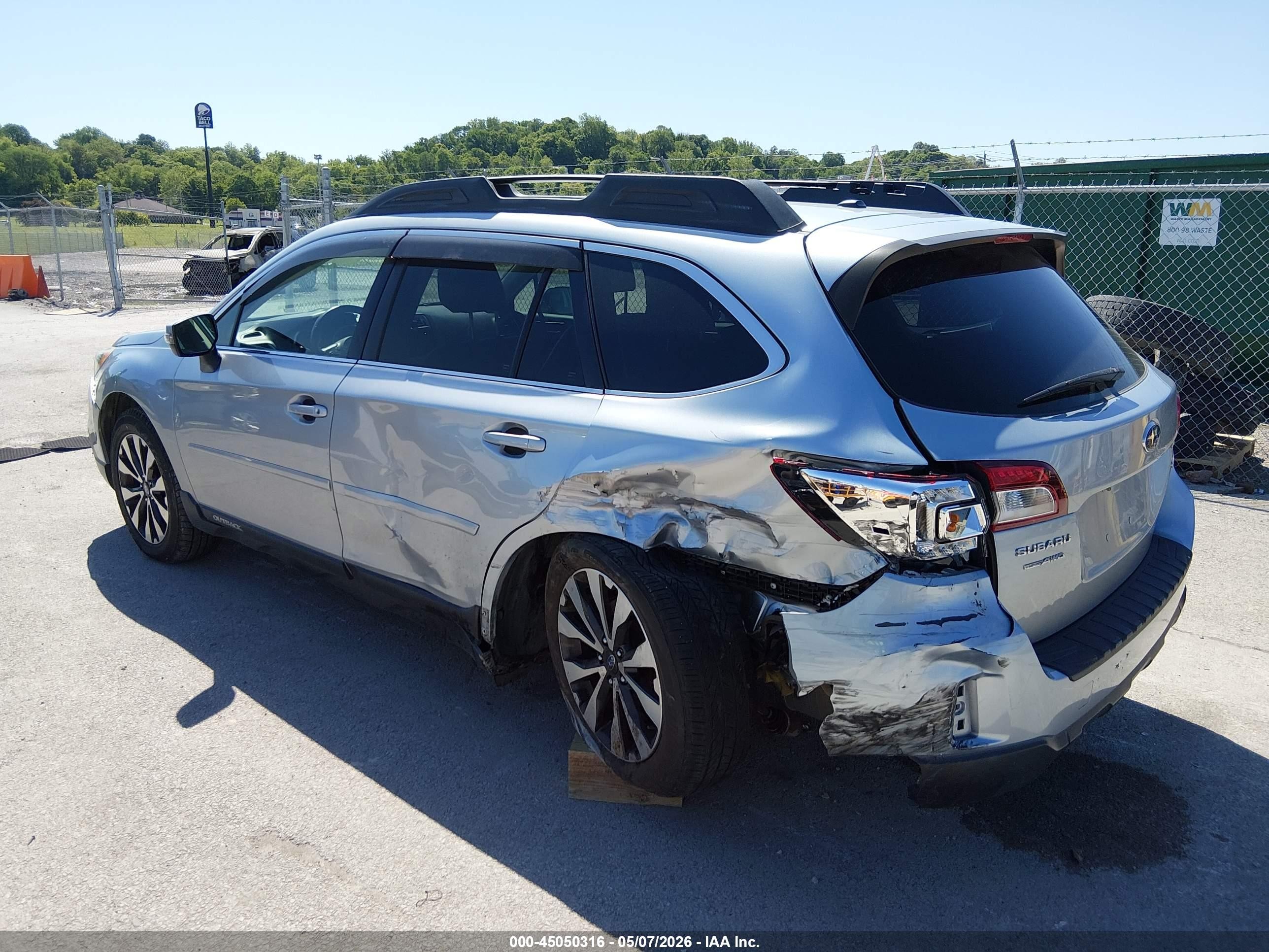 2015 Subaru Outback 2.5i Limited Gray vin: 4S4BSBLC9F3212483