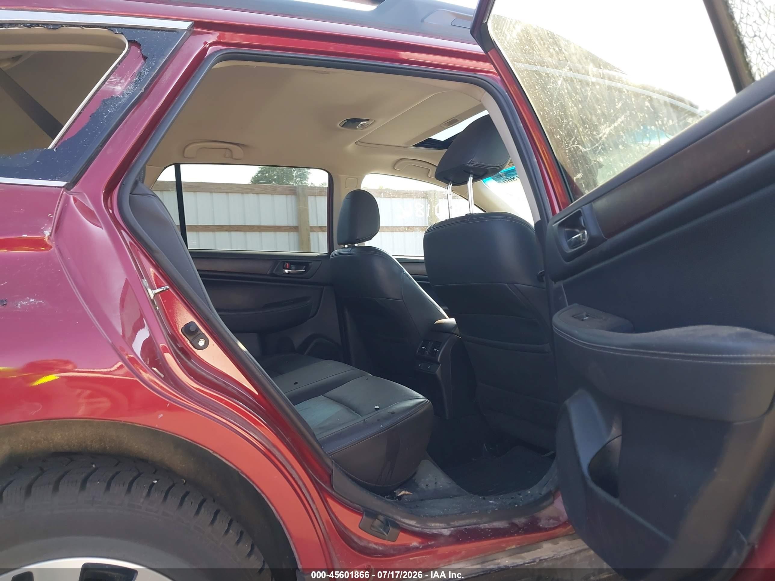 2015 Subaru Outback 2.5i Limited Maroon vin: 4S4BSBLCXF3229129
