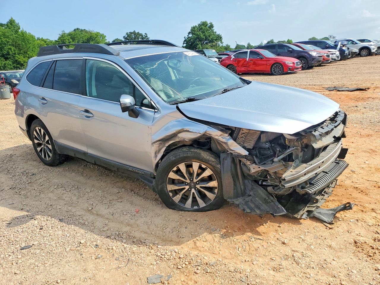 2015 Subaru Outback 2.5i Limited Silver vin: 4S4BSBLCXF3232211