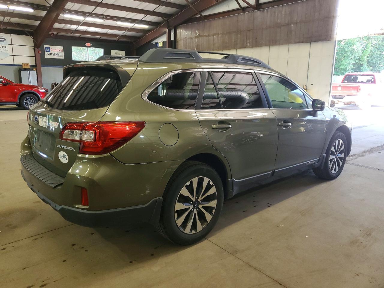 2015 Subaru Outback 2.5i Limited Green vin: 4S4BSBLCXF3254337