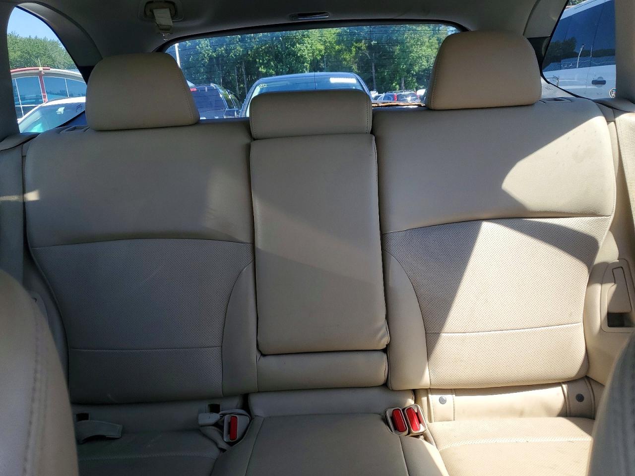 2015 Subaru Outback 2.5i Limited Green vin: 4S4BSBLCXF3254337