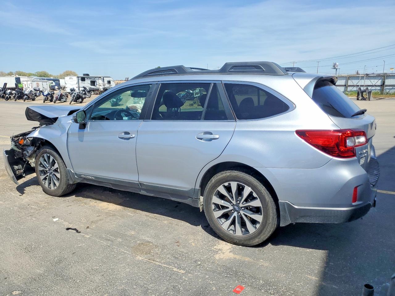 2015 Subaru Outback Silver vin: 4S4BSBNC0F3259835