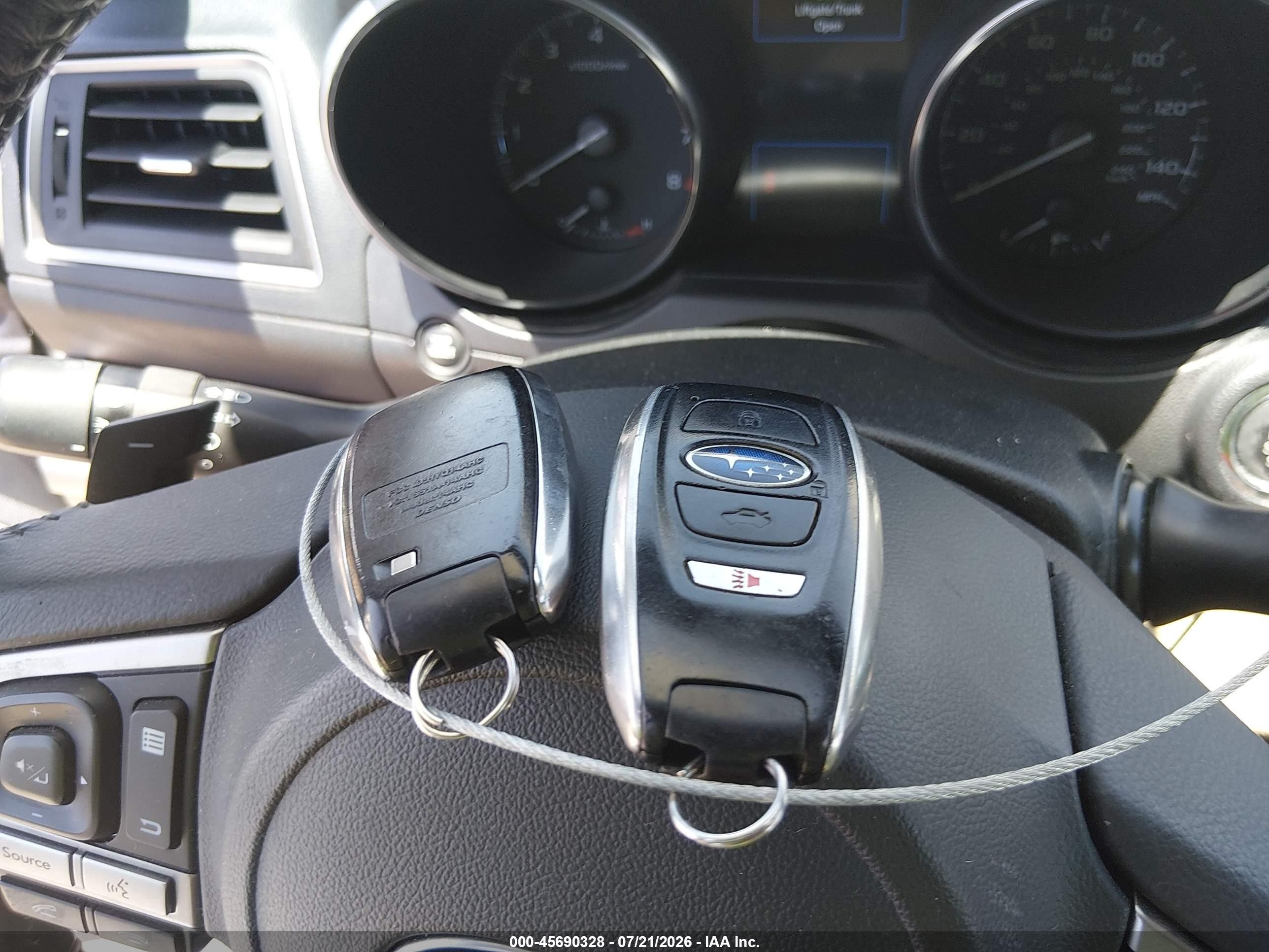 2015 Subaru Outback 2.5i Limited Серый vin: 4S4BSBNC0F3269376