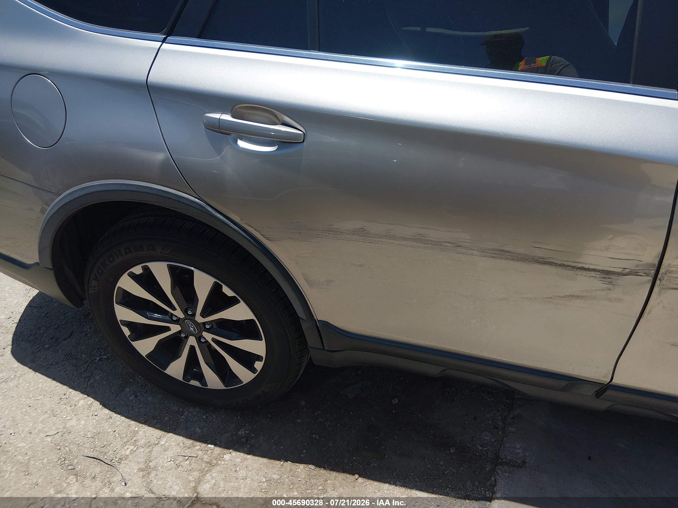 2015 Subaru Outback 2.5i Limited Серый vin: 4S4BSBNC0F3269376