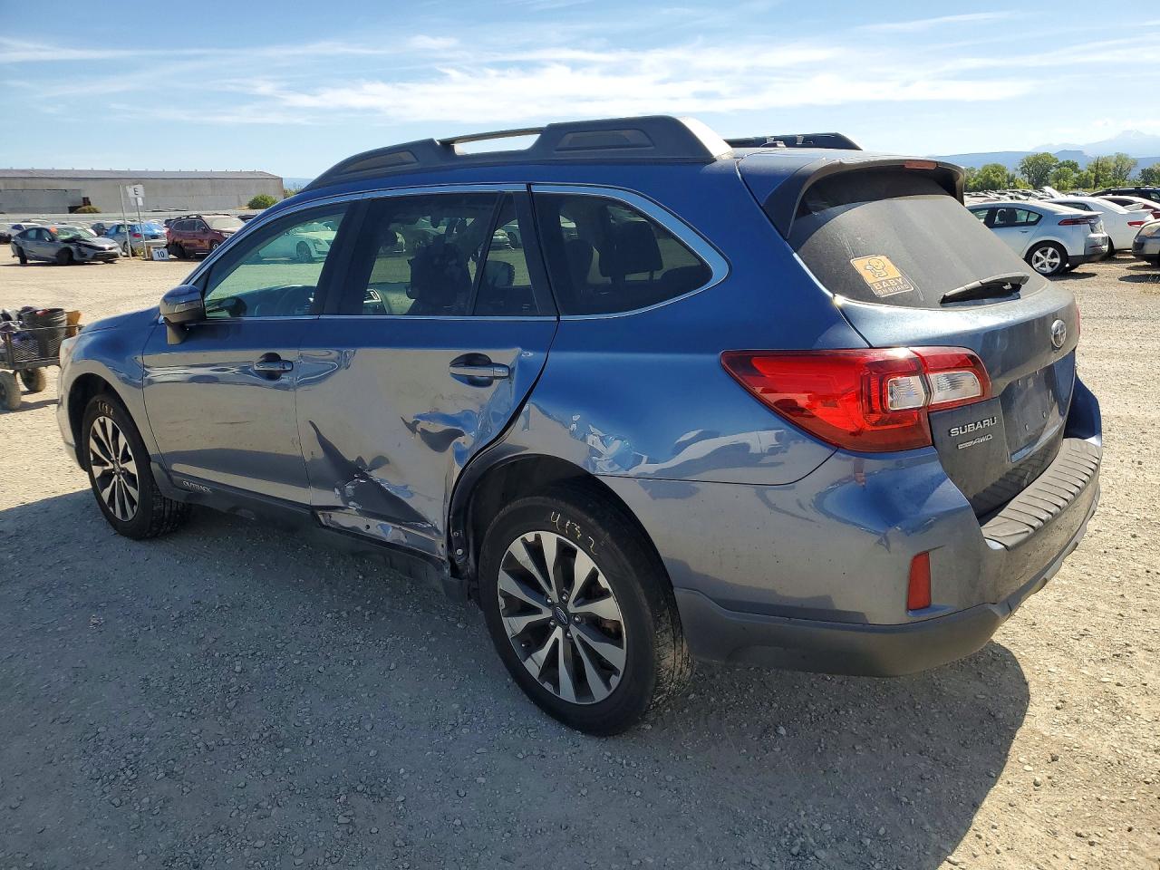 2015 Subaru Outback 2.5i Limited Синий vin: 4S4BSBNC0F3345761