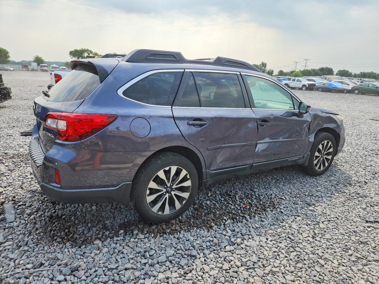 2015 Subaru Outback 2.5i Limited Gray vin: 4S4BSBNC2F3306167