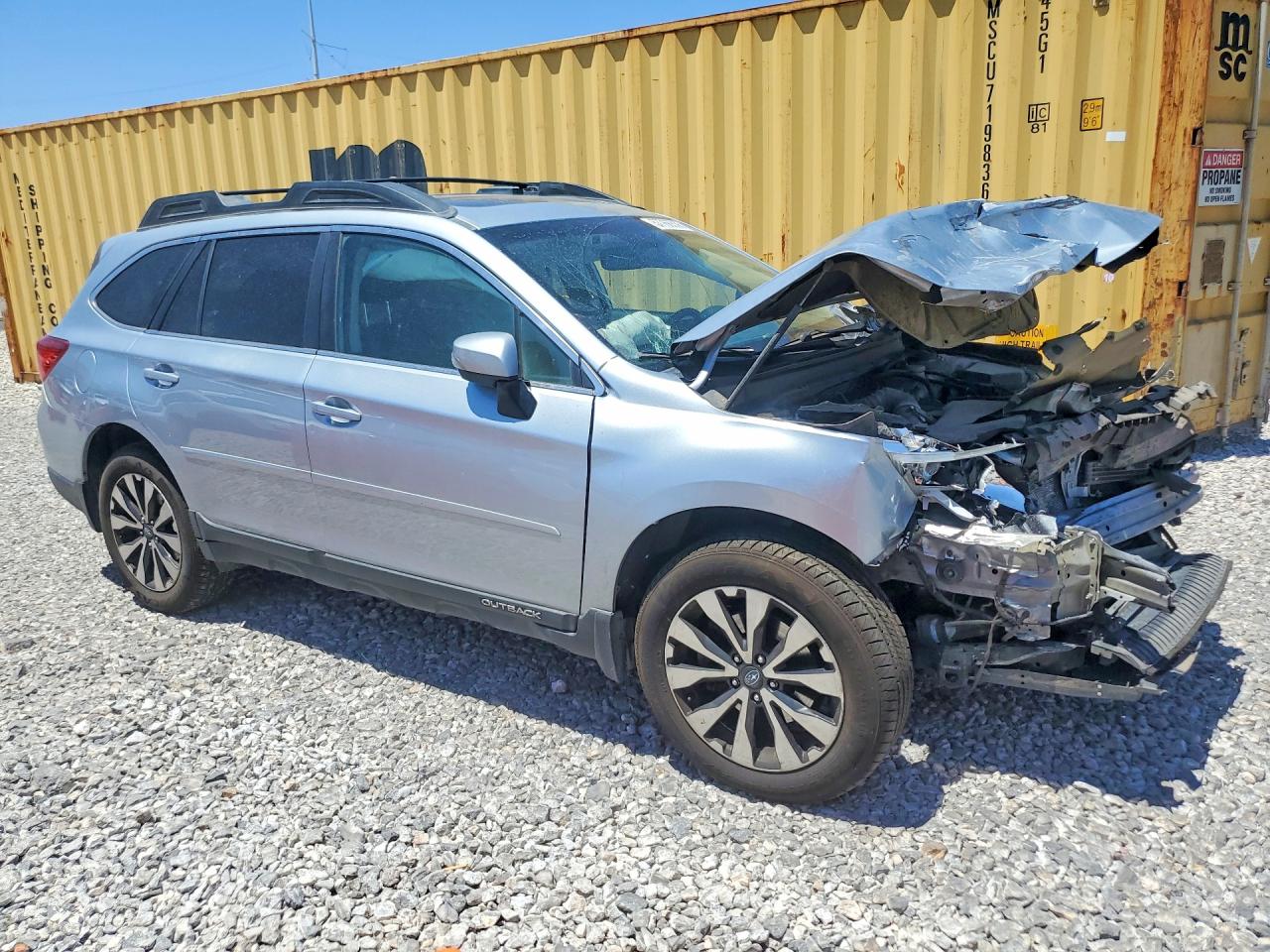2015 Subaru Outback 2.5i Limited Серебряный vin: 4S4BSBNC2F3346409