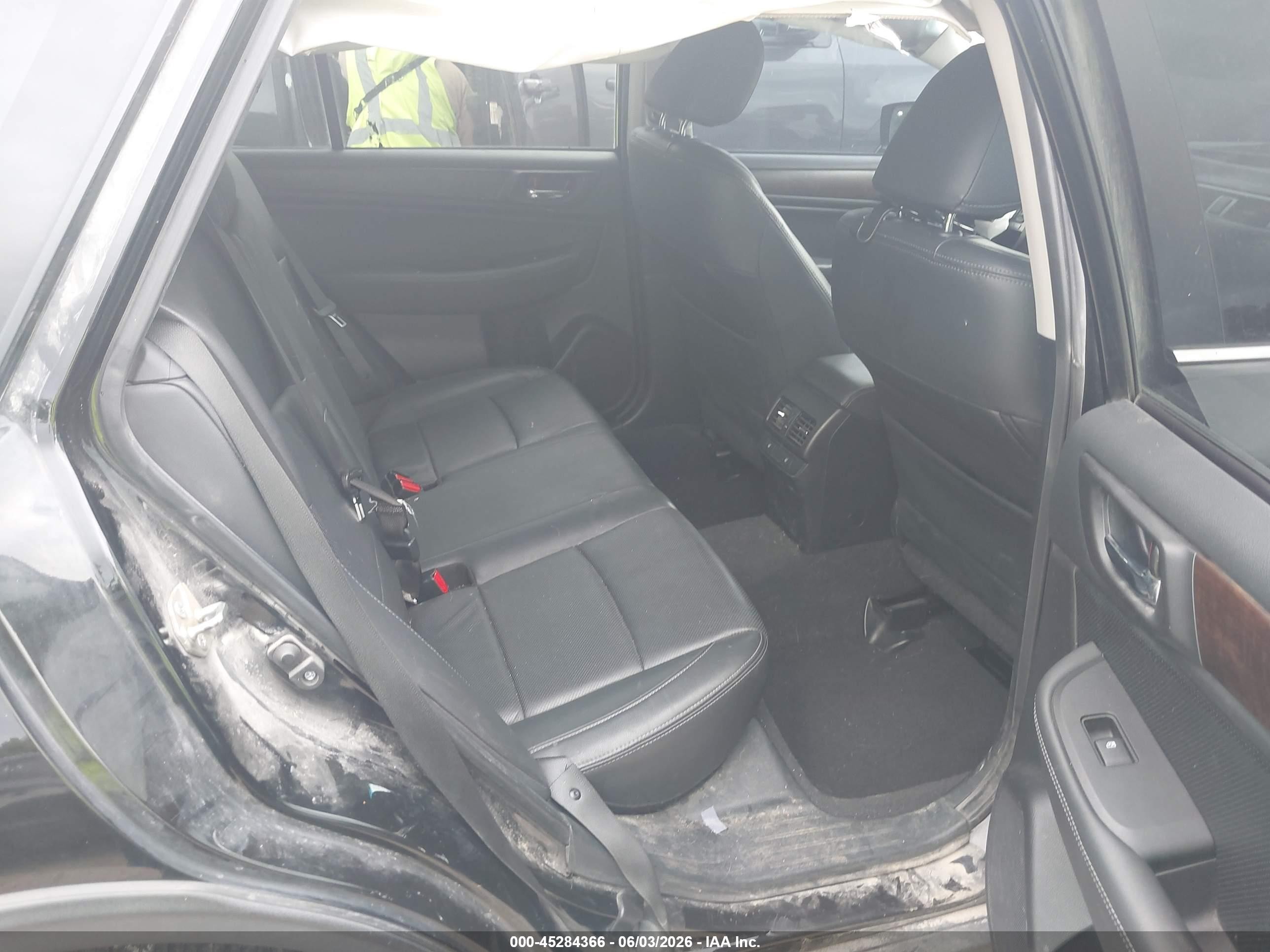 2015 Subaru Outback 2.5i Limited Black vin: 4S4BSBNC3F3271509