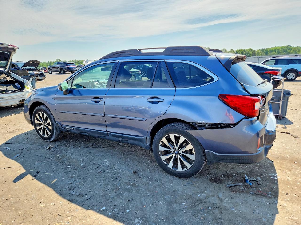 2015 Subaru Outback 2.5i Limited Blue vin: 4S4BSBNC4F3287704